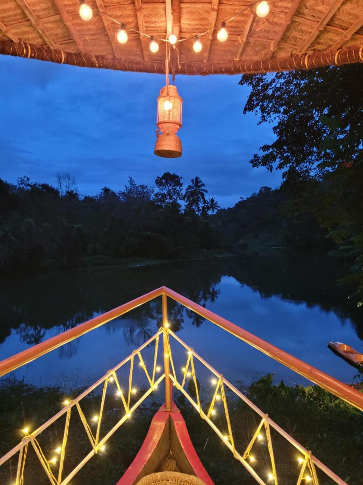 Noah'S Nest Tree House Apartment Thekkady Bagian luar foto